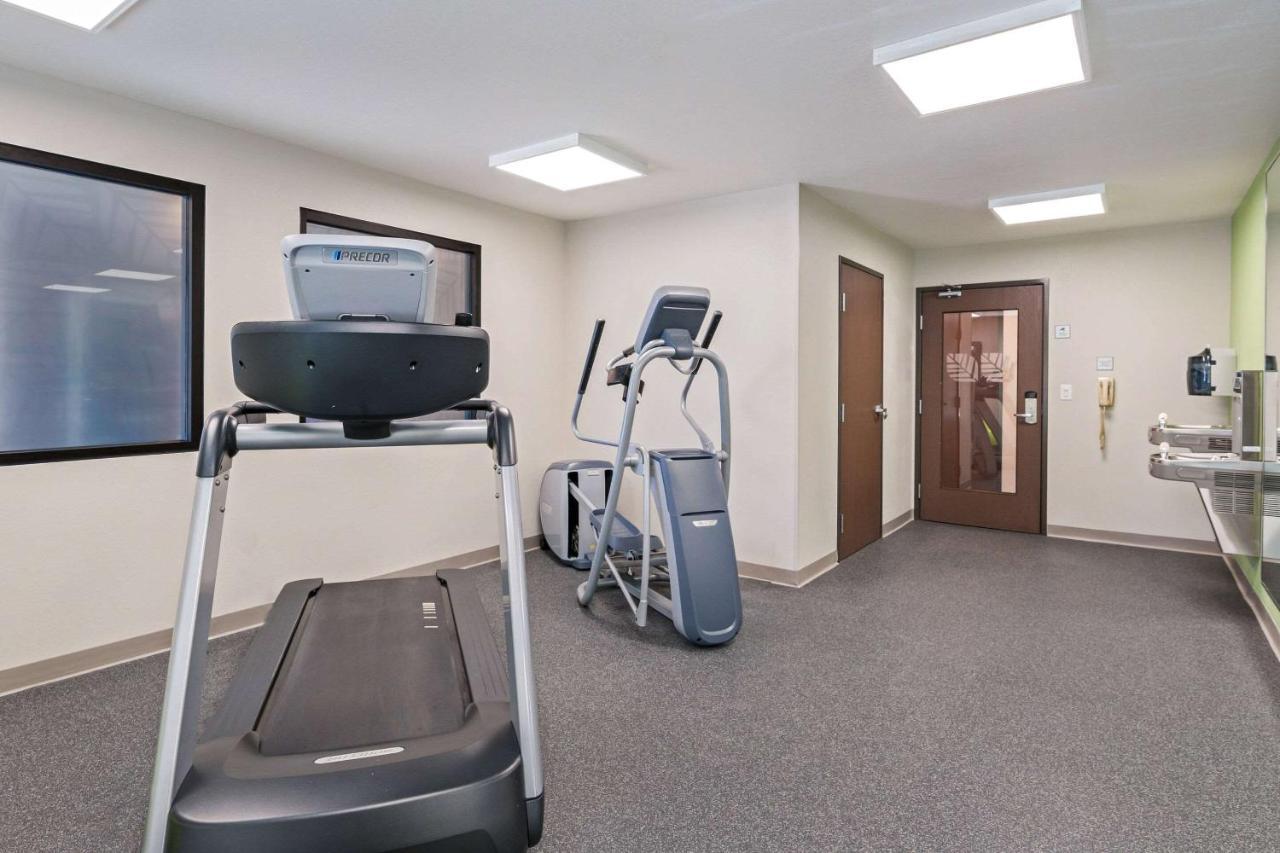 Woodspring Suites Davenport Quad Cities Exteriér fotografie
